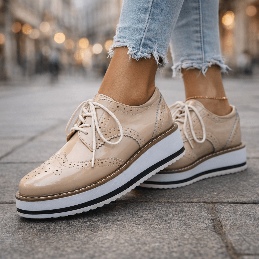 Women's Platform Brogue Shoes – Glossy Lace-Up Oxfords with Chunky Sole
