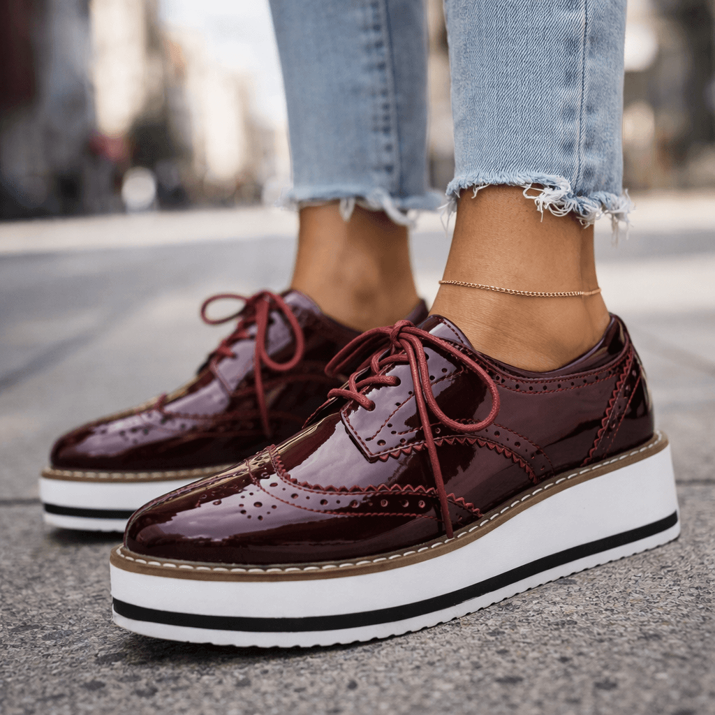 Women's Platform Brogue Shoes – Glossy Lace-Up Oxfords with Chunky Sole