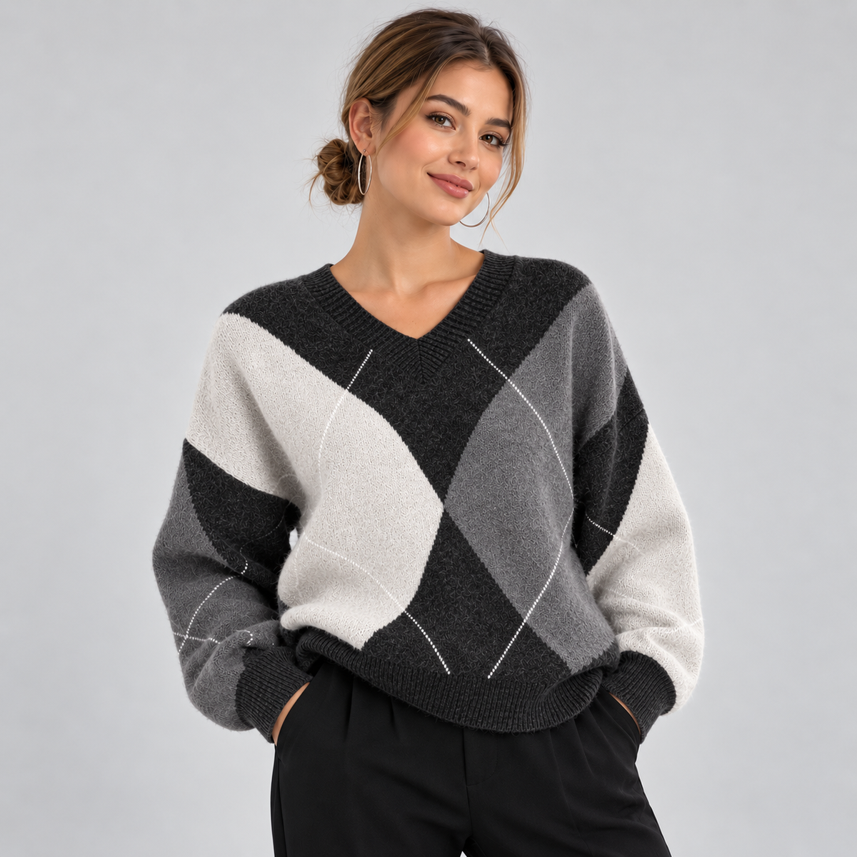 Women's Argyle V-Neck Sweater – Loose Fit Long Sleeve Knit Pullover