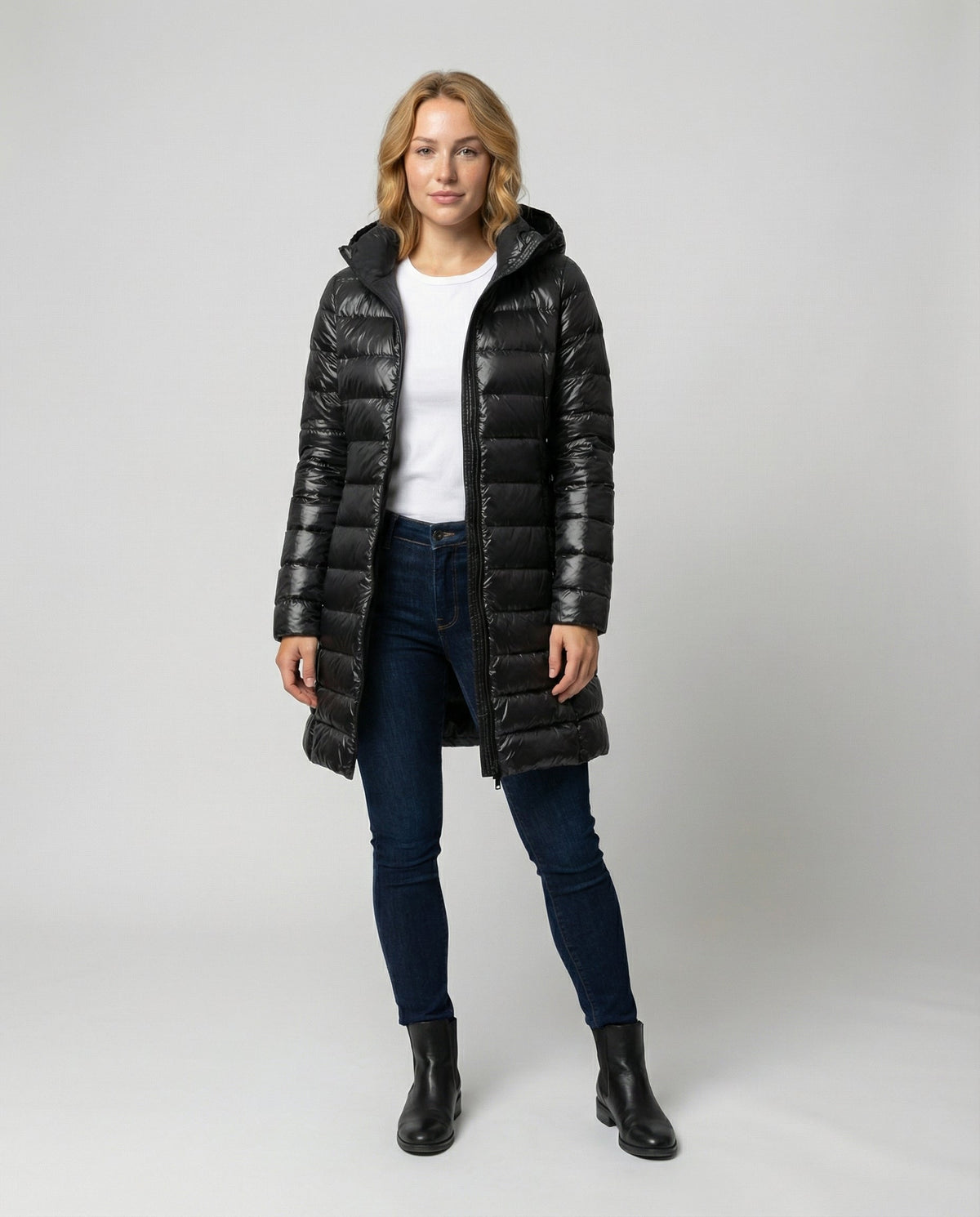 Women's Lightweight Hooded Puffer Jacket – Packable Quilted Jacket for Travel
