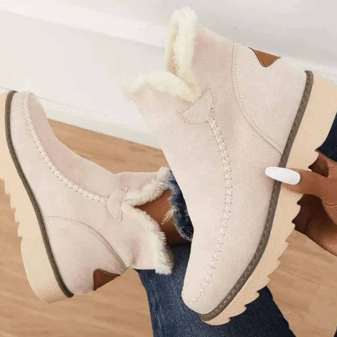 Women's Faux Fur Lined Ankle Boots – Warm Winter Booties with Non-Slip Sole