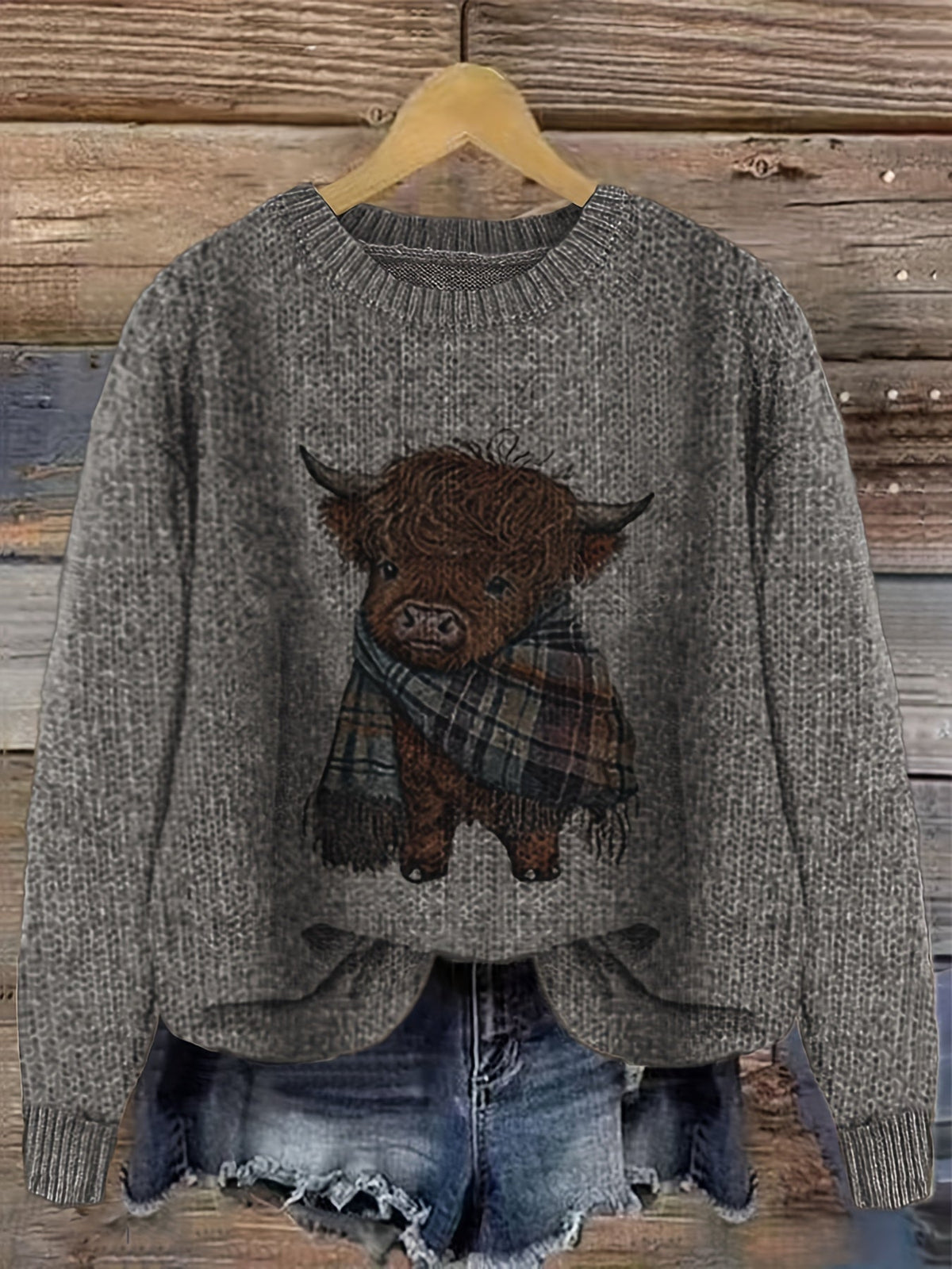 Women's Highland Cow Graphic Sweater – Soft Crewneck Knit Pullover