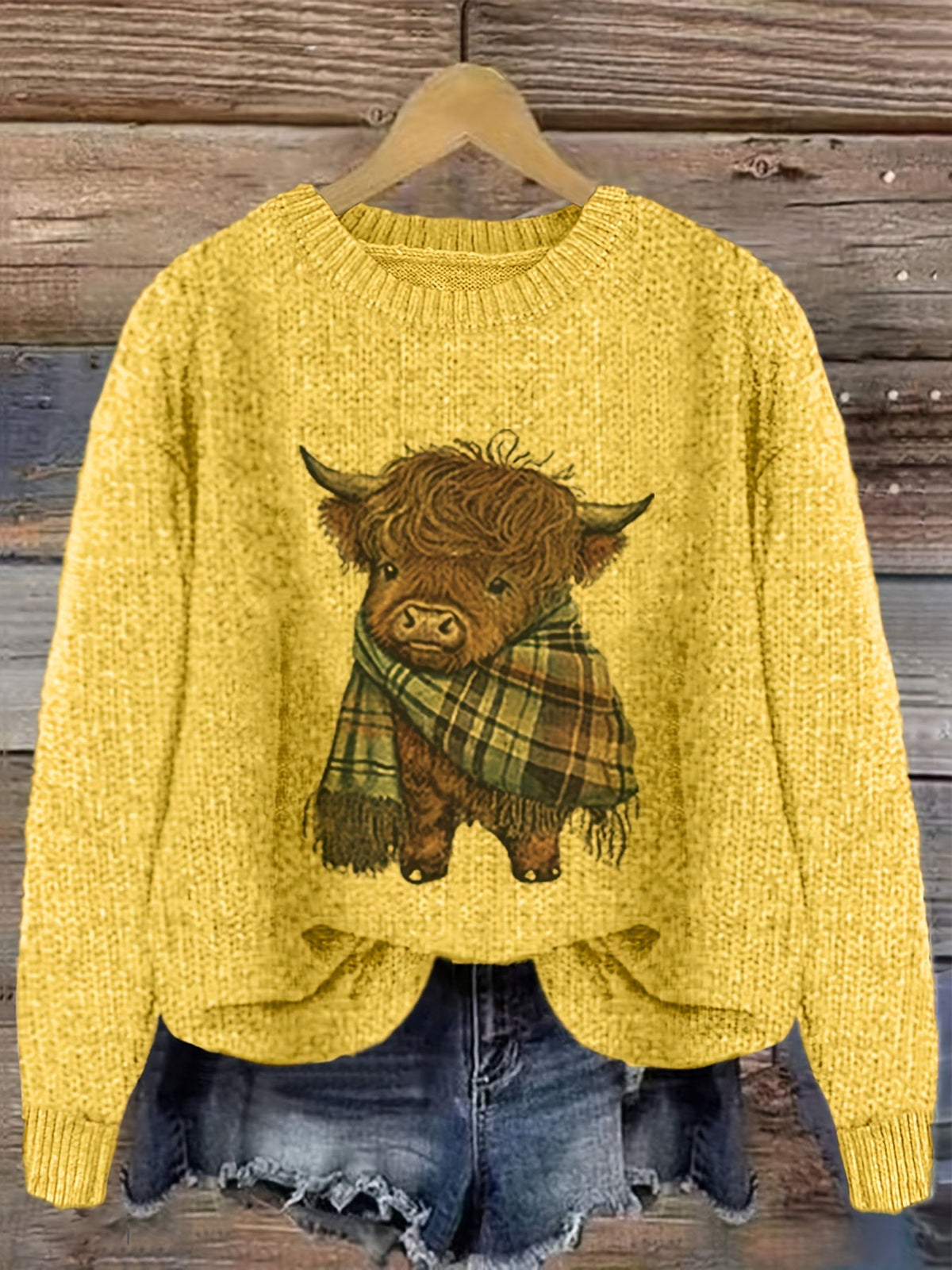 Women's Highland Cow Graphic Sweater – Soft Crewneck Knit Pullover