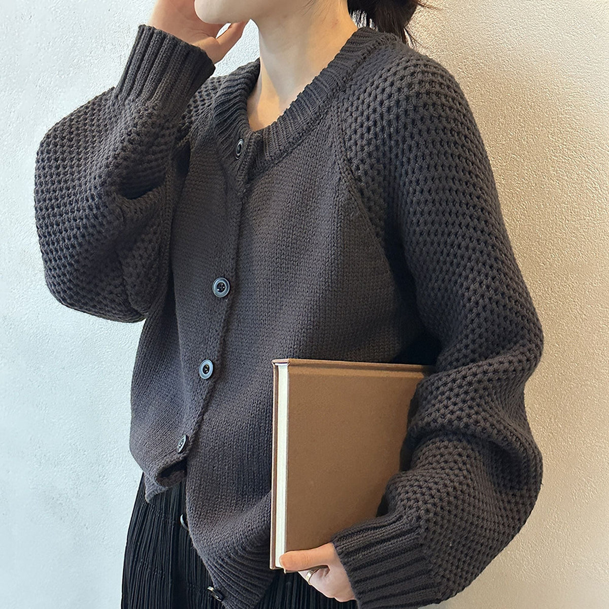 Daphne | Women Chunky Knit Crew Neck Button Cardigan