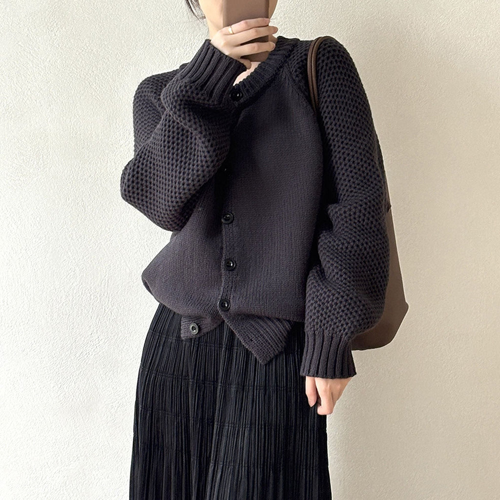 Daphne | Women Chunky Knit Crew Neck Button Cardigan