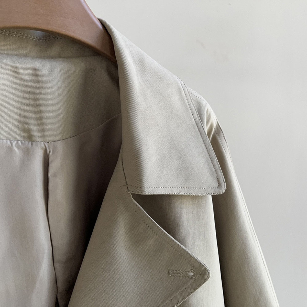 Audrey | Women Cropped Trench Jacket with Drawstring Hem