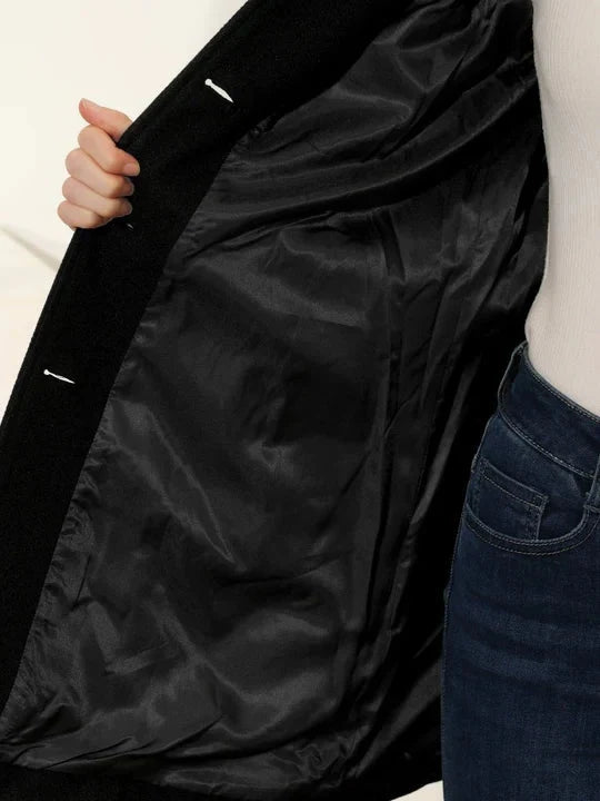 Women's Notched Collar Overcoat – Tailored Button-Front Winter Coat with Pockets