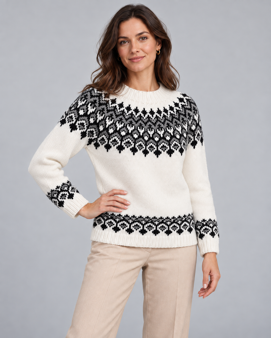 Women's Fair Isle Geometric Crew Neck Sweater – Black and Gray Diamond Knit