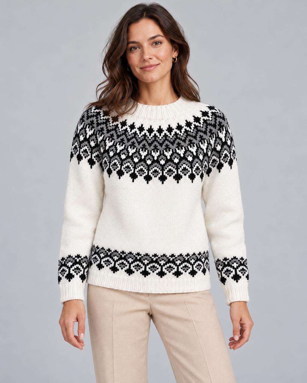 Women's Fair Isle Geometric Crew Neck Sweater – Black and Gray Diamond Knit